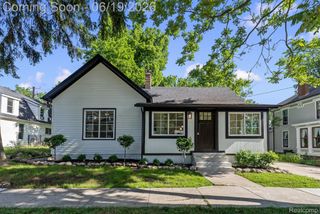 117 E Church Street E, Lake Orion Village, MI 48362