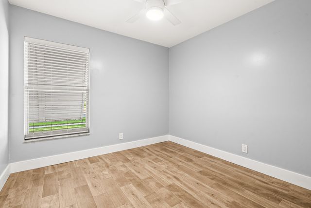 1146 NW 10th Street, Boynton Beach, FL 33426