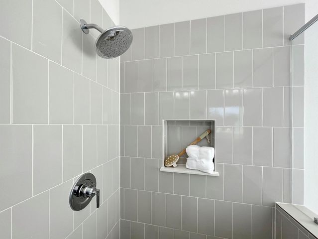 8318 Curry Road, Houston, TX 77093