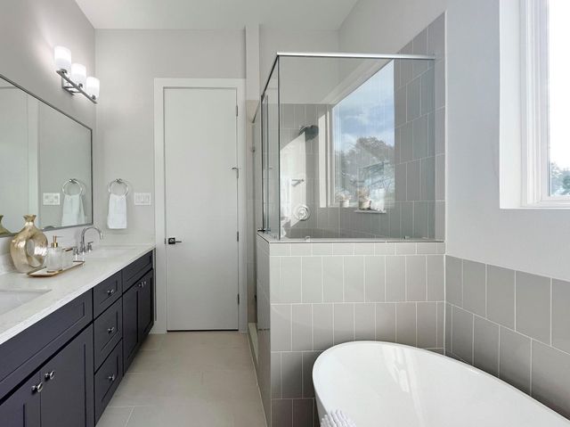 8318 Curry Road, Houston, TX 77093