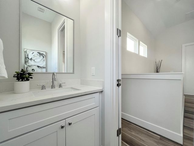 8318 Curry Road, Houston, TX 77093