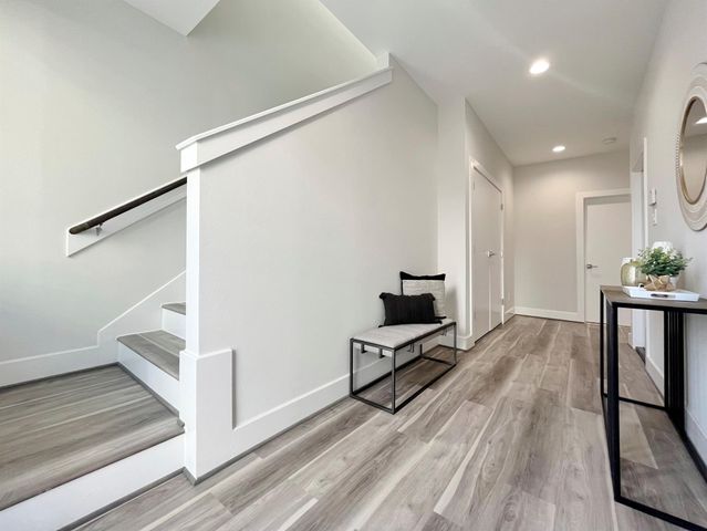 8318 Curry Road, Houston, TX 77093