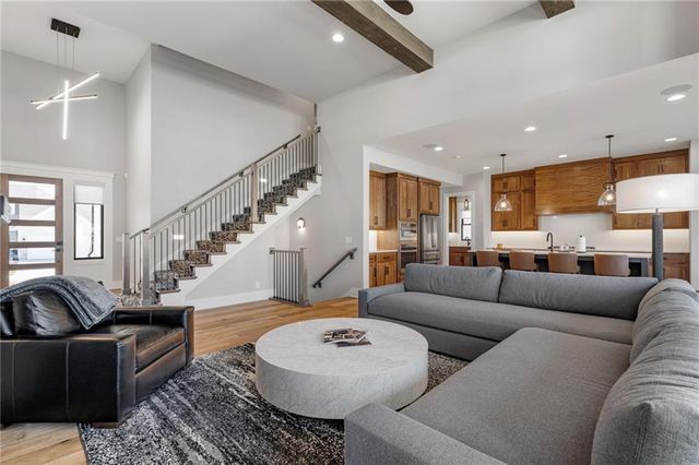 12402 W 170th Terrace, Overland Park, KS 66221