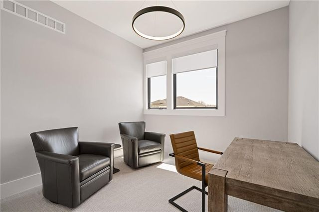 12402 W 170th Terrace, Overland Park, KS 66221