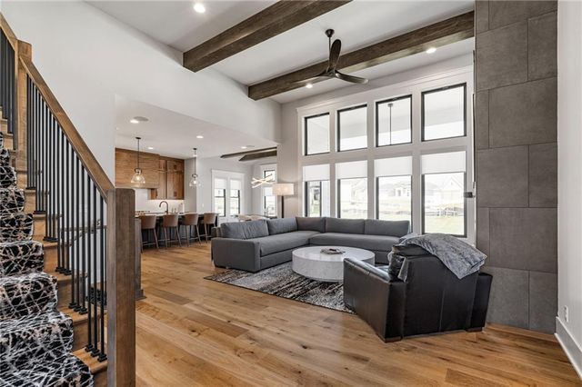 12402 W 170th Terrace, Overland Park, KS 66221