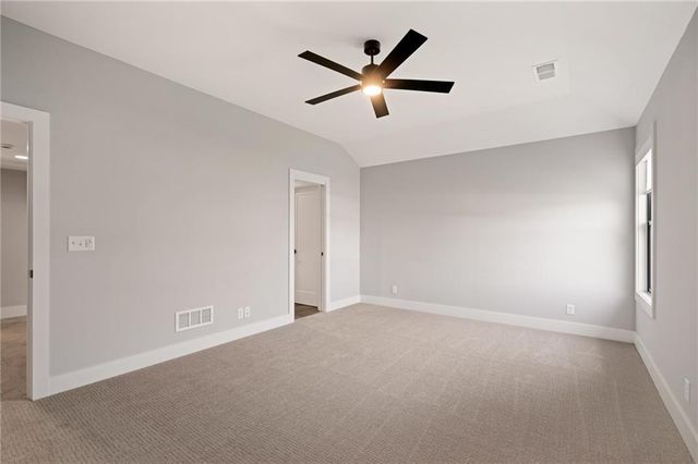 12402 W 170th Terrace, Overland Park, KS 66221