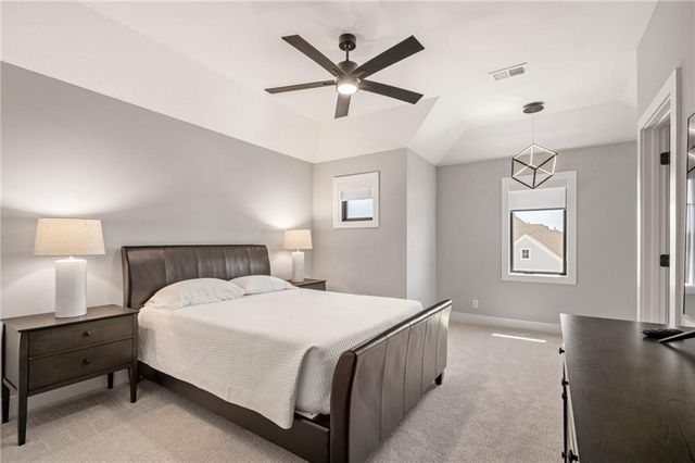 12402 W 170th Terrace, Overland Park, KS 66221