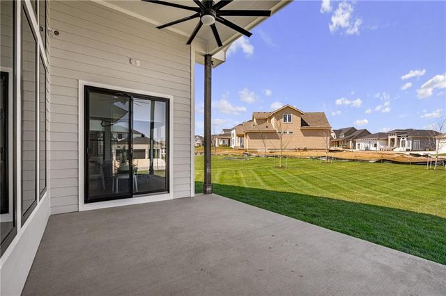 12402 W 170th Terrace, Overland Park, KS 66221