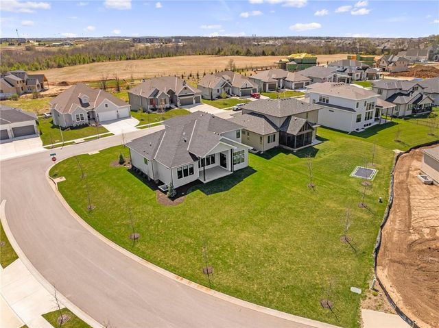 12402 W 170th Terrace, Overland Park, KS 66221