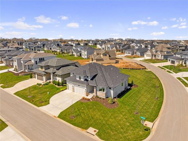 12402 W 170th Terrace, Overland Park, KS 66221