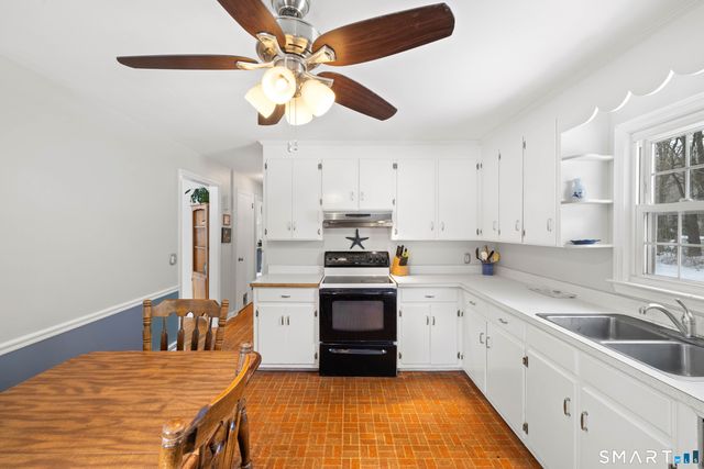 1020 Old Clinton Road, Westbrook, CT 06498