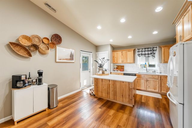 428 Fortaleza Ln, Pasco, WA 99301