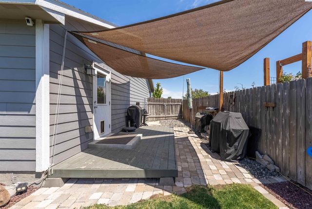 428 Fortaleza Ln, Pasco, WA 99301