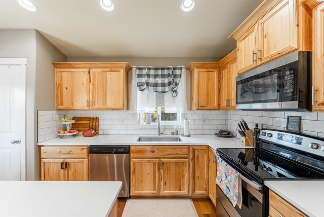 428 Fortaleza Ln, Pasco, WA 99301