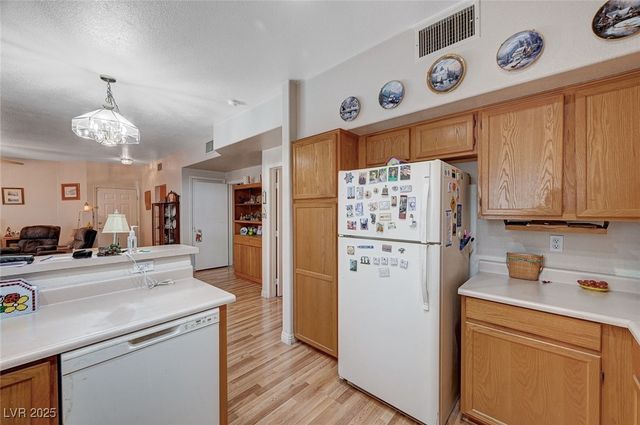 6705 Squaw Mountain Drive 102, Las Vegas, NV 89130