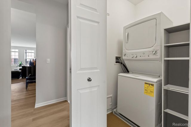 1417 Raliegh Place, Troy, MI 48084