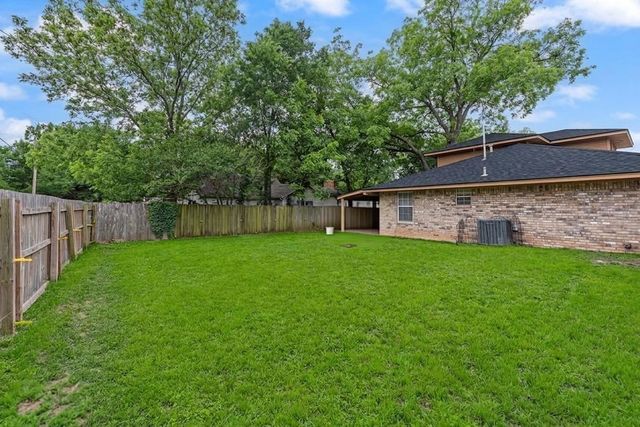 314 Fairfield Street, Gainesville, TX 76240