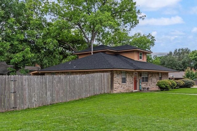 314 Fairfield Street, Gainesville, TX 76240