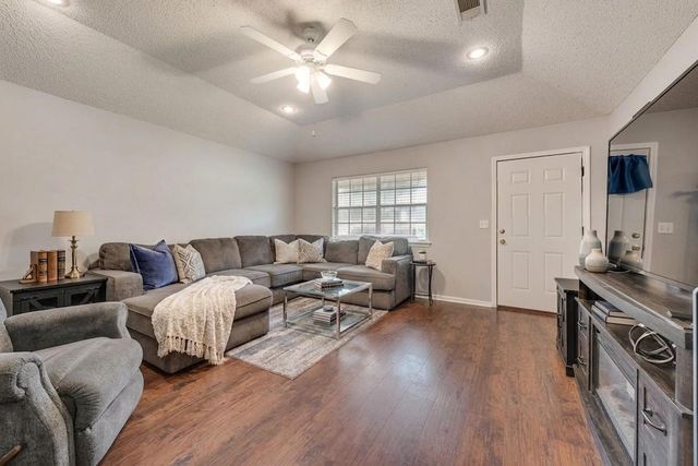 314 Fairfield Street, Gainesville, TX 76240