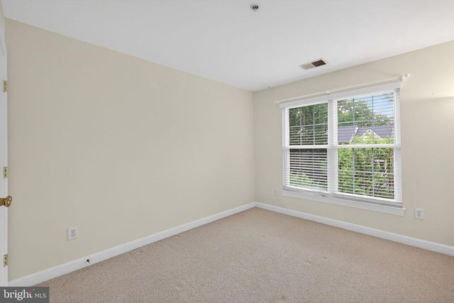 2015 WHEATON HAVEN CT W, Silver Spring, MD 20902