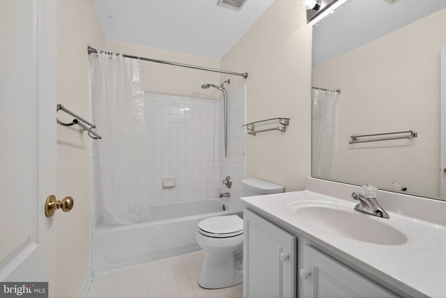 2015 WHEATON HAVEN CT W, Silver Spring, MD 20902