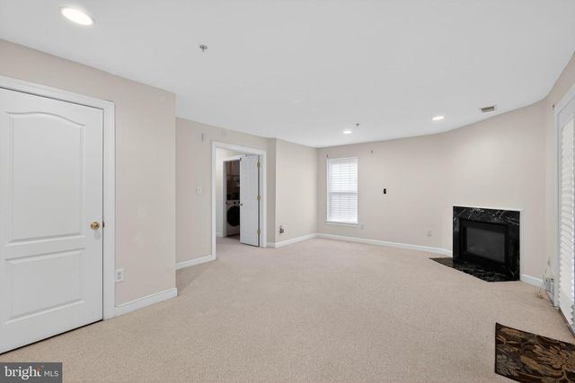 2015 WHEATON HAVEN CT W, Silver Spring, MD 20902