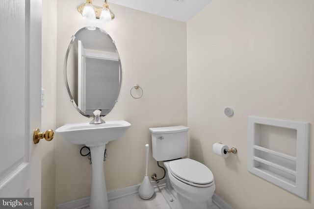 2015 WHEATON HAVEN CT W, Silver Spring, MD 20902
