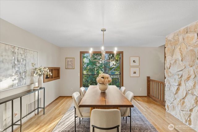 807 7th Avenue N, Edmonds, WA 98020
