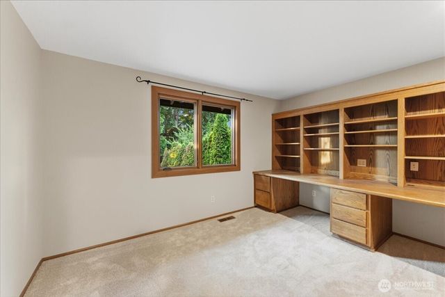 807 7th Avenue N, Edmonds, WA 98020
