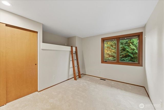 807 7th Avenue N, Edmonds, WA 98020