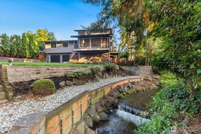807 7th Avenue N, Edmonds, WA 98020