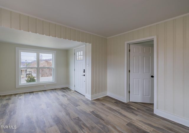 1310 Saint Louis St Street, Johnson City, TN 37601