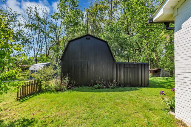227 Staggs Dr, Portland, TN 37148