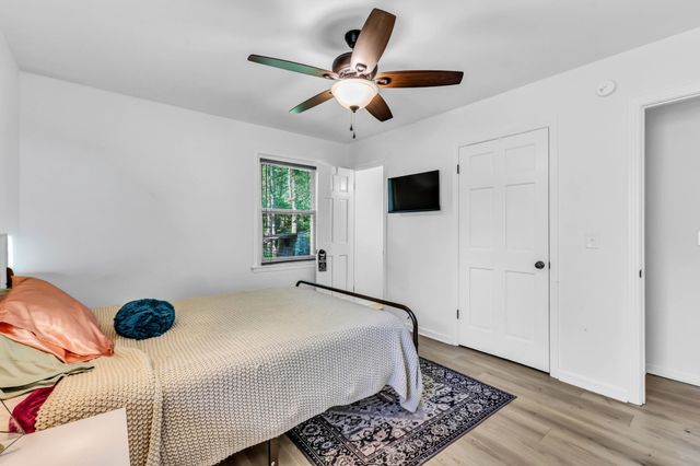 227 Staggs Dr, Portland, TN 37148