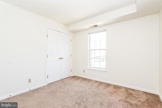 17 KENWOOD DR, Sicklerville, NJ 08081