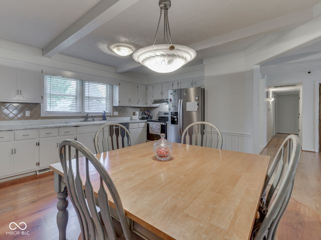 360 Pleasantview Boulevard, Greenwood, IN 46142