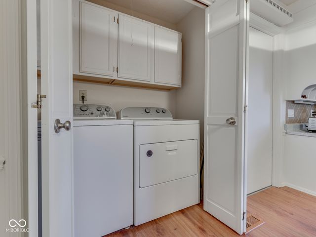 360 Pleasantview Boulevard, Greenwood, IN 46142