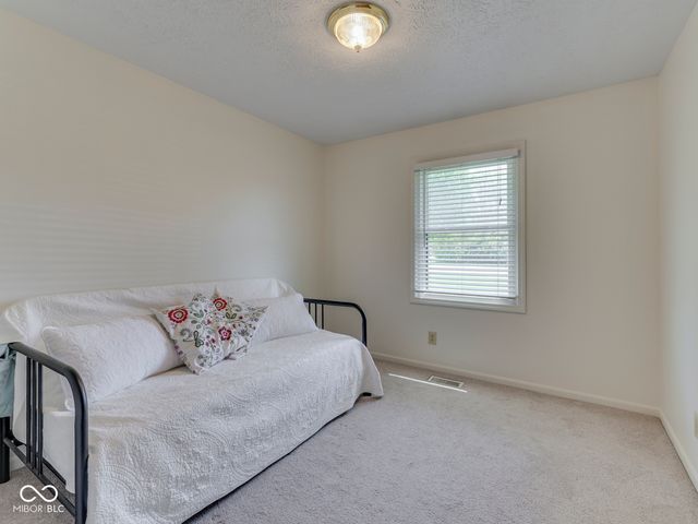 360 Pleasantview Boulevard, Greenwood, IN 46142