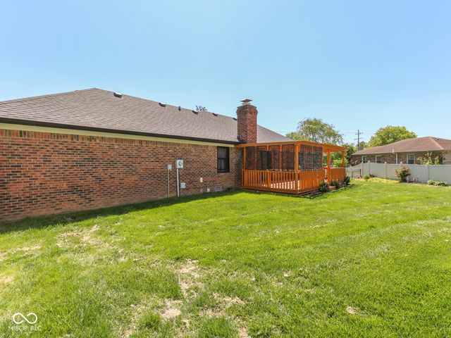 360 Pleasantview Boulevard, Greenwood, IN 46142