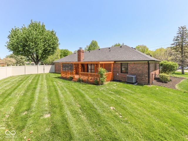 360 Pleasantview Boulevard, Greenwood, IN 46142
