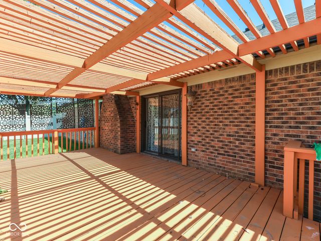 360 Pleasantview Boulevard, Greenwood, IN 46142