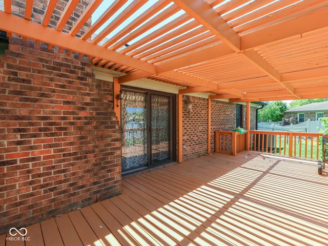 360 Pleasantview Boulevard, Greenwood, IN 46142