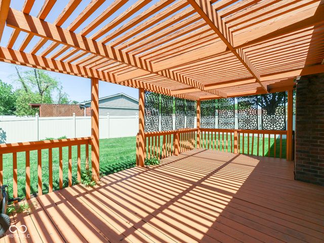 360 Pleasantview Boulevard, Greenwood, IN 46142