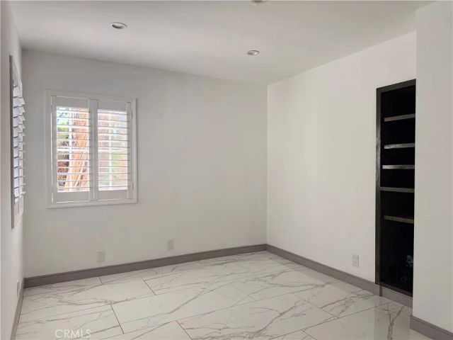 6910 Laramie, Winnetka, CA 91306