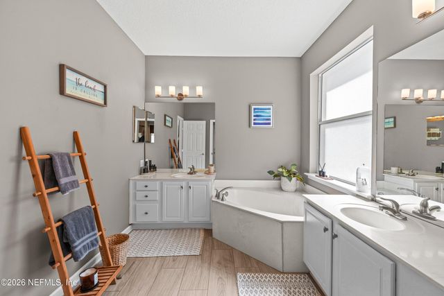 8660 NATHANS COVE Court, Jacksonville, FL 32256