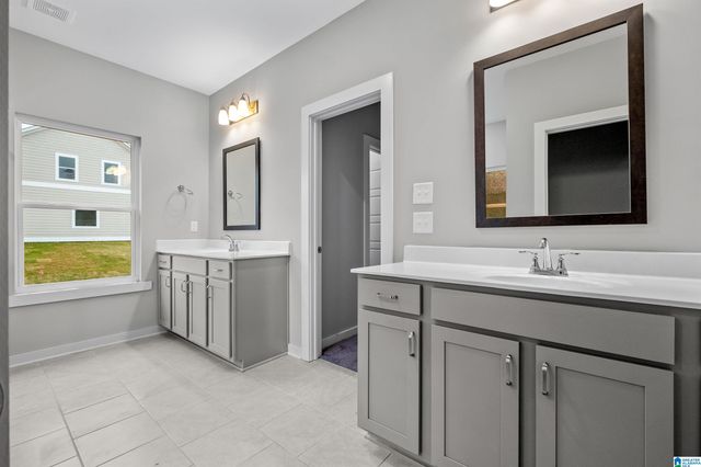 400 GATESHEAD DRIVE, Sterrett, AL 35147