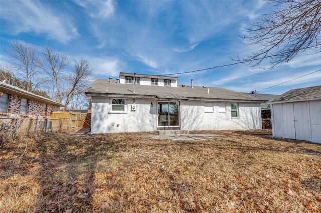 2314 Gilbert Circle, Arlington, TX 76010