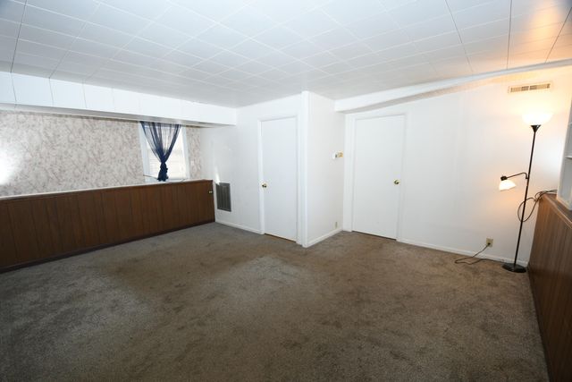 27877 County Road 375, Paw Paw, MI 49079