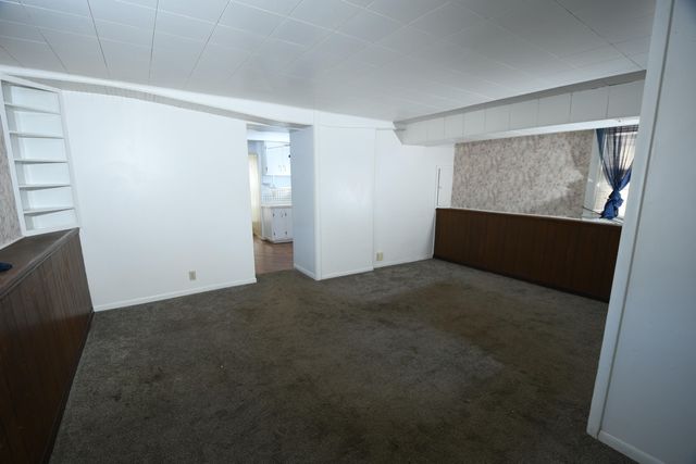 27877 County Road 375, Paw Paw, MI 49079