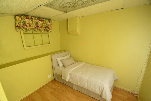 27877 County Road 375, Paw Paw, MI 49079